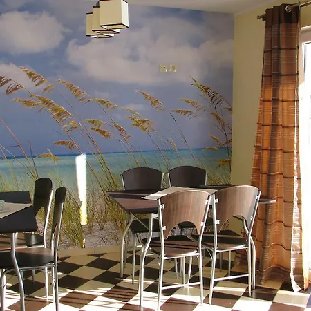 Pansiyon Krzywy W Ostrowie Morza Brzeg