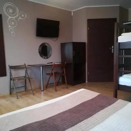 Krzywy W Ostrowie Morza Brzeg Pansiyon