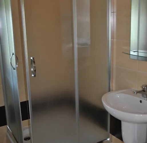 Krzywy W Ostrowie Morza Brzeg Habitación en casa particular