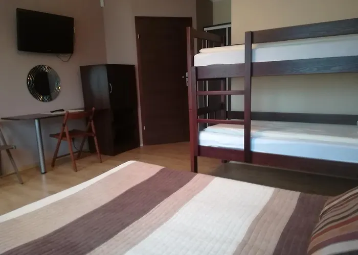 Krzywy W Ostrowie Morza Brzeg *